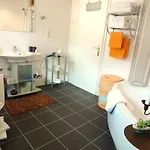 בית נופש In With Parking דרנאו