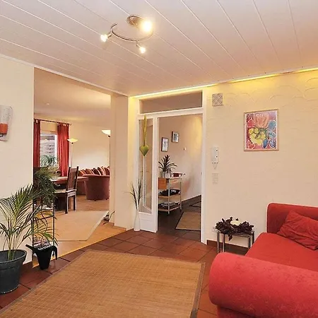 In With Parking デルナウ