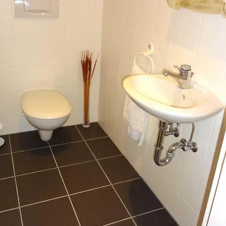 In With Parking * Dernau