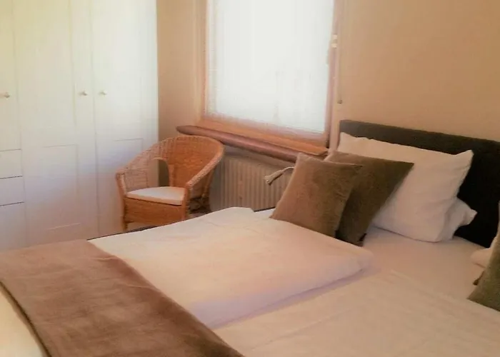 In With Parking * Dernau