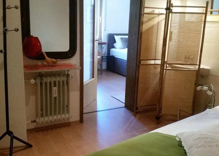 In With Parking Dernau